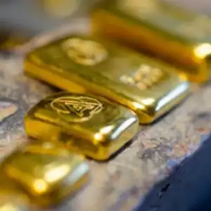 Gold Prices Reach Highest Levels in Nearly Seven Months as Economic and Geopolitical Risks Drive Demand