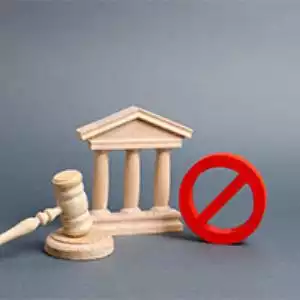 Will Deutsche Bank Be the Next to Collapse?