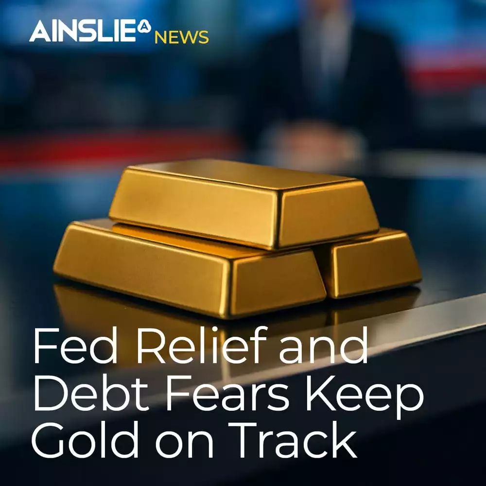 Fed Relief and Debt Fears Keep Gold on Track